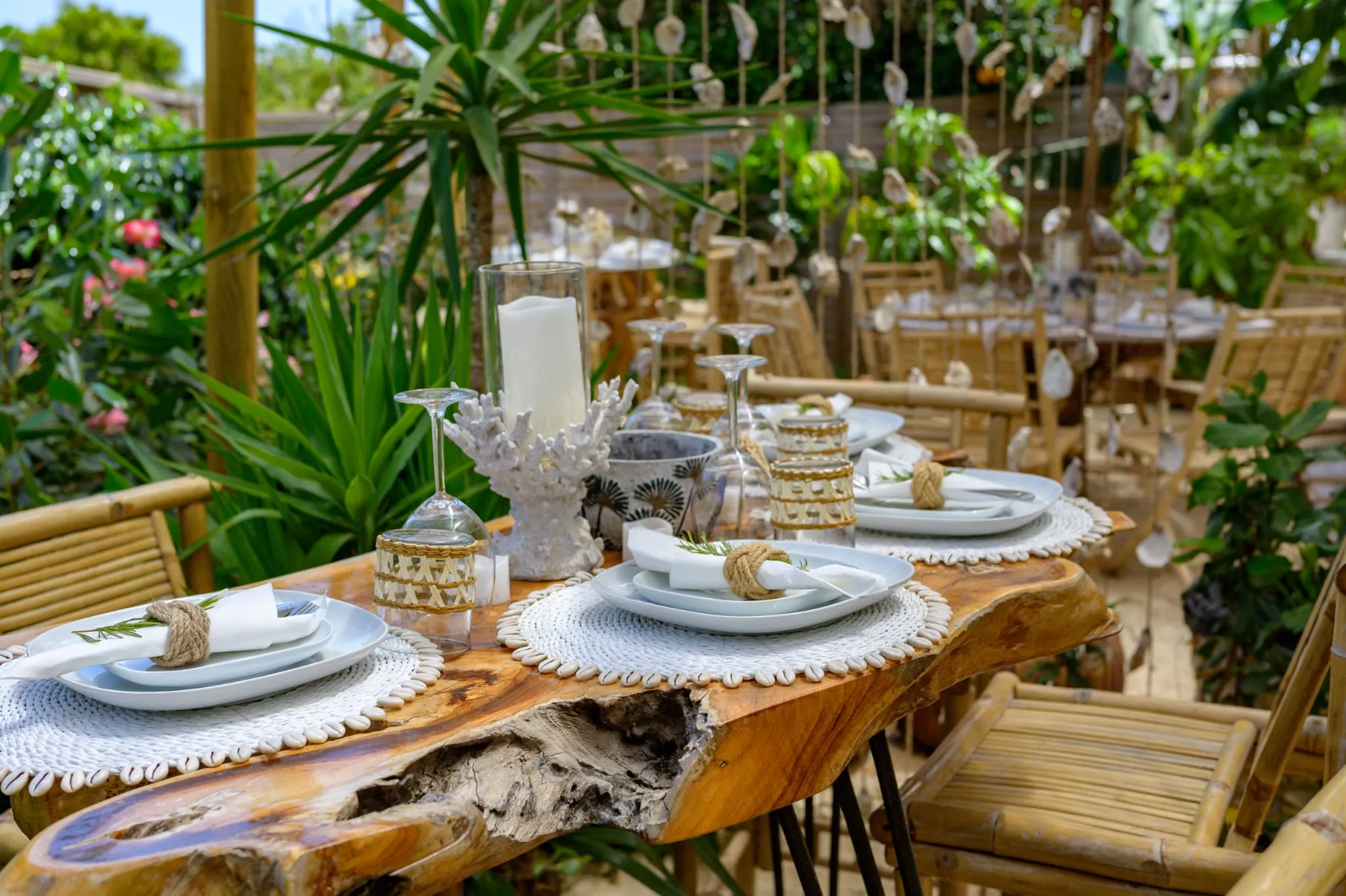 Decorated table at Algarve Jungle Events - photo 14