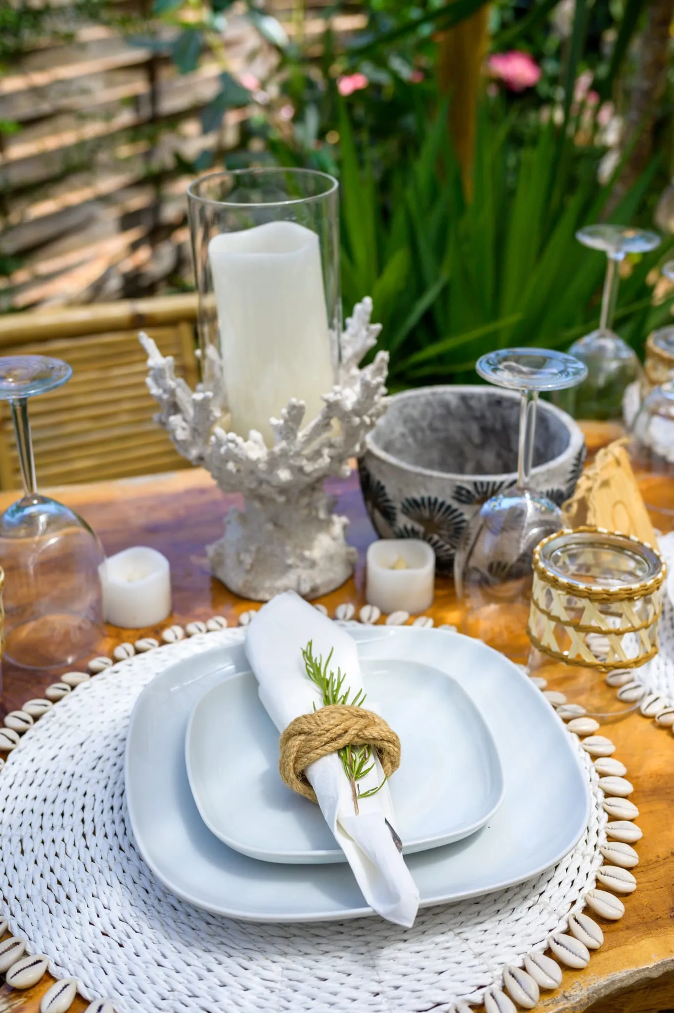 Decorated table at Algarve Jungle Events - photo 16